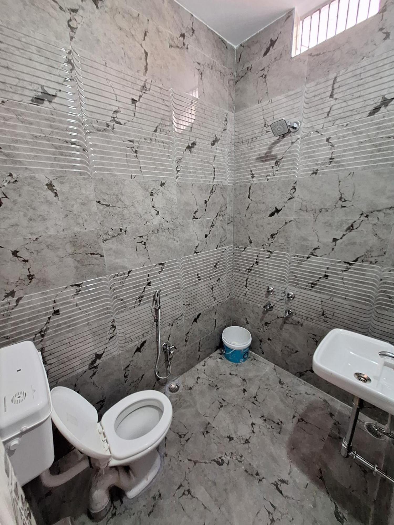 Vishnu Rest House فاراناسي المظهر الخارجي الصورة
